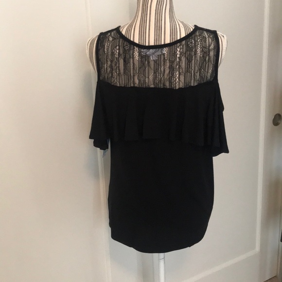 Ladies Beautiful Black Lace Top - 1 left - Picture 7 of 8